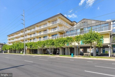 Beach Condo For Sale in Ocean City, Maryland