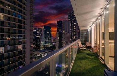 Beach Condo For Sale in Miami, Florida