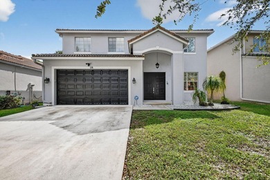 Beach Home Active Under Contract in Royal Palm Beach, Florida