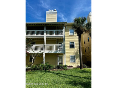 Beach Condo For Sale in Ponte Vedra Beach, Florida