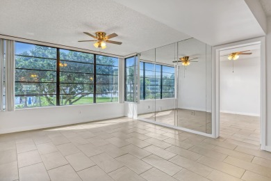 Beach Condo For Sale in West Palm Beach, Florida