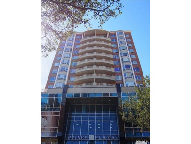 Beach Condo For Sale in Flushing, New York