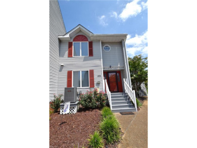 Beach Townhome/Townhouse For Sale in Hampton, Virginia