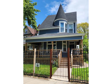 Home For Sale in Chicago image photo picture