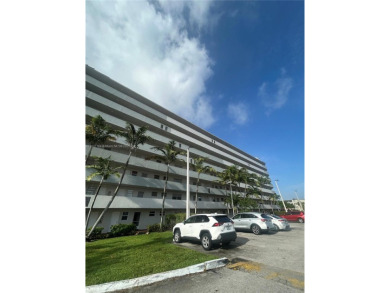 Beach Condo For Sale in Miami, Florida