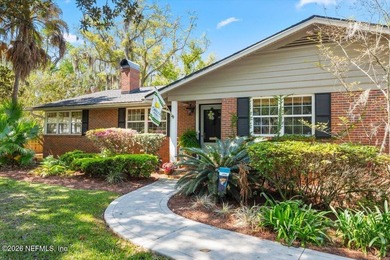 Beach Home Active Under Contract in Jacksonville, Florida