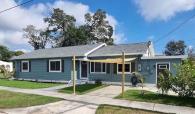 Beach Home For Sale in St. Petersburg, Florida