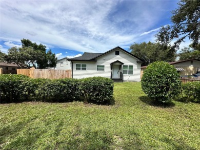 Beach Home Sale Pending in Largo, Florida