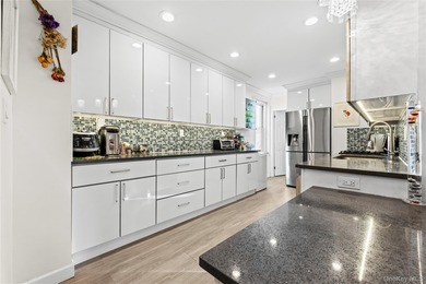 Beach Home Sale Pending in Bayside, New York