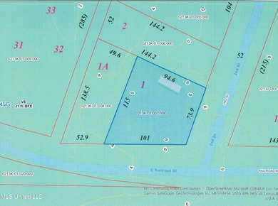 Beach Lot For Sale in Pass Christian, Mississippi