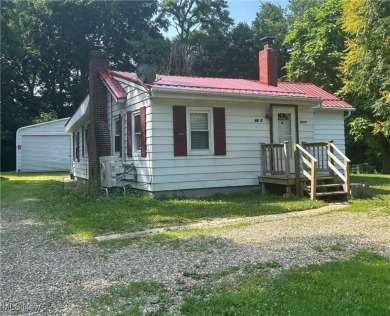 Beach Home Active Under Contract in Geneva, Ohio