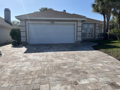 Beach Home For Sale in Ponte Vedra Beach, Florida