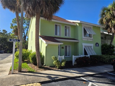 Beach Condo For Sale in St. Petersburg, Florida