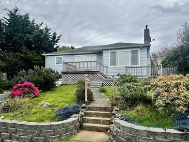 Beach Home For Sale in Gold Beach, Oregon