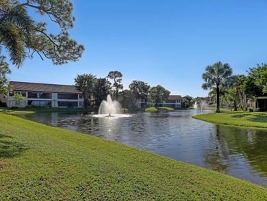Beach Condo For Sale in Greenacres, Florida