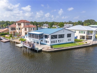 Beach Home For Sale in Crystal River, Florida