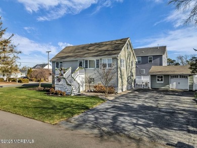 Beach Home For Sale in Toms River, New Jersey