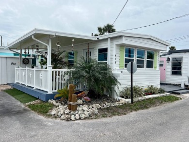 Beach Home For Sale in Bradenton Beach, Florida