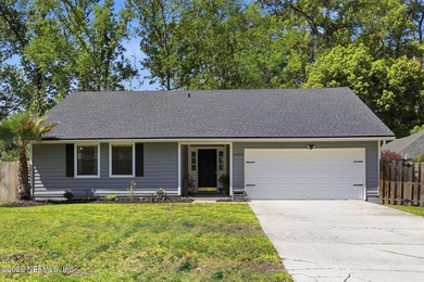 Beach Home Active Under Contract in Jacksonville, Florida