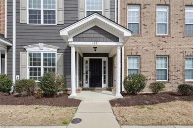 Beach Townhome/Townhouse For Sale in Yorktown, Virginia
