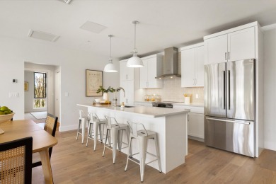 Beach Condo For Sale in Falmouth, Maine