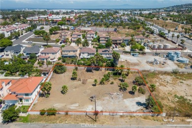 Beach Lot For Sale in Long Beach, California