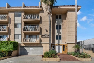 Beach Condo For Sale in San Pedro, California