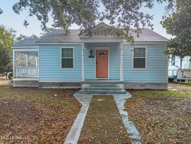 Beach Home For Sale in Gulfport, Mississippi
