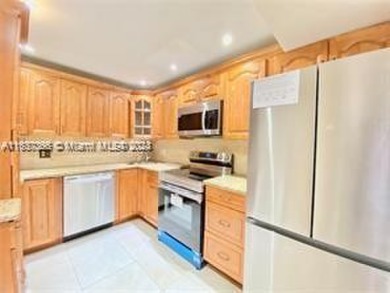 Beach Condo For Sale in Hallandale Beach, Florida