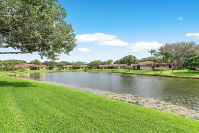 Beach Home For Sale in Boca Raton, Florida