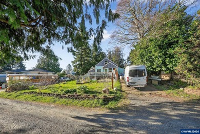 Beach Home For Sale in Neotsu, Oregon