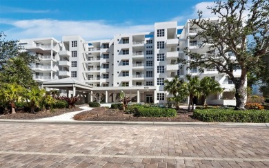 Beach Condo For Sale in Longboat Key, Florida