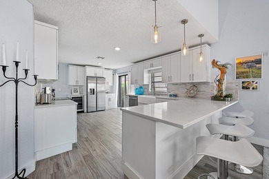 Beach Home For Sale in Palm Beach Gardens, Florida