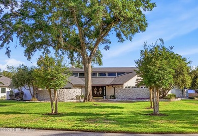 Beach Home Active Under Contract in Jacksonville, Florida