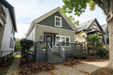 Beach Home For Sale in Milwaukee, Wisconsin