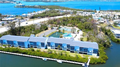 Beach Condo For Sale in Englewood, Florida