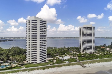 Beach Condo For Sale in Singer Island, Florida
