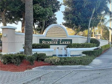 Beach Condo For Sale in Sunrise, Florida
