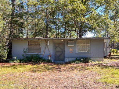 Beach Home Sale Pending in Shallotte, North Carolina