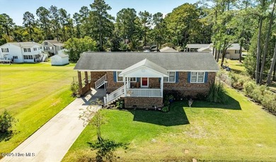 Beach Home For Sale in Belhaven, North Carolina