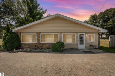 Beach Home For Sale in Oscoda, Michigan