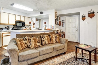 Beach Condo For Sale in Sunrise, Florida