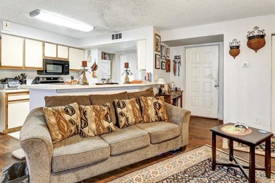 Beach Condo For Sale in Sunrise, Florida