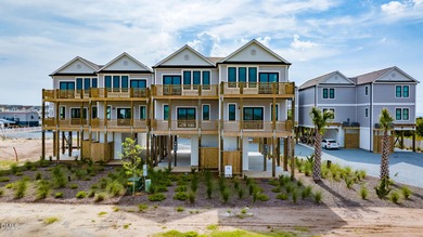 Beach Townhome/Townhouse For Sale in Surf City, North Carolina