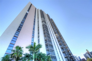 Beach Condo For Sale in Aventura, Florida