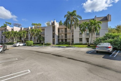 Beach Condo For Sale in Coral Springs, Florida