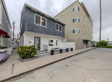 Beach Townhome/Townhouse For Sale in Long Beach, California