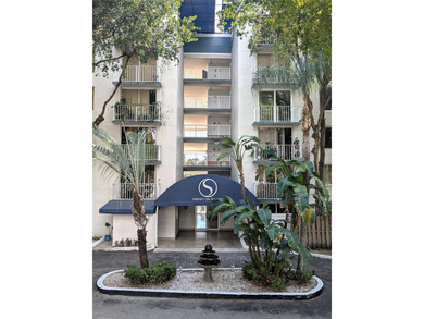 Beach Condo For Sale in Miami, Florida