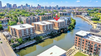 Beach Condo For Sale in Milwaukee, Wisconsin