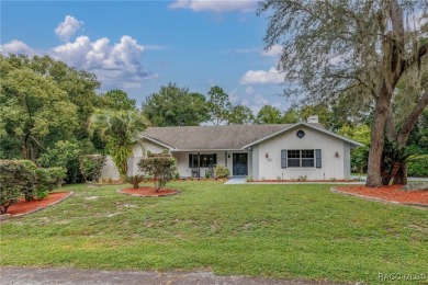 Beach Home For Sale in Homosassa, Florida